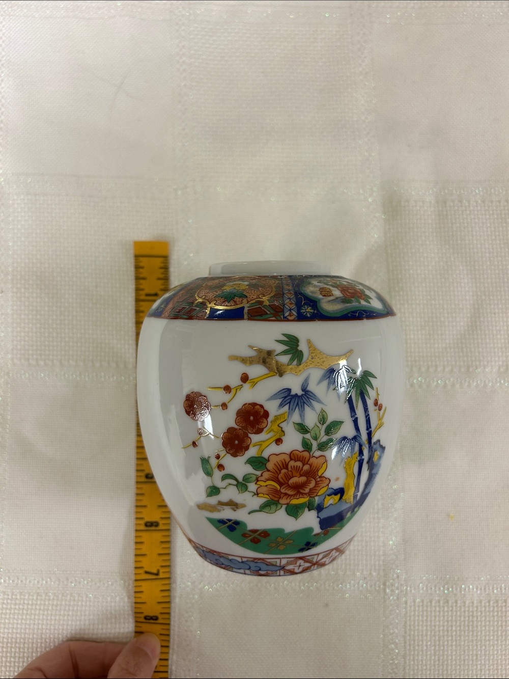 Miyako Imari Ware porcelain ginger jar missing lid image 4